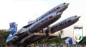 India opens stall in billion global arms bazaar