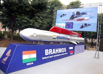 India to arm 40 Russian-built fighters with BRAHMOS missiles