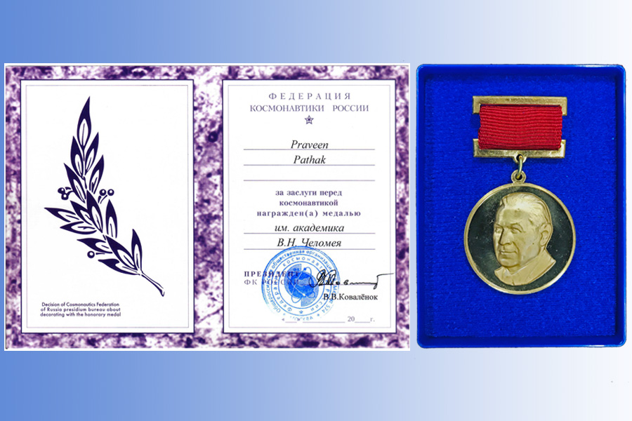 Cosmonautics Federation of Russia  honours Praveen Pathak, CGM (Mkt. Prom. & Export) of BrahMos